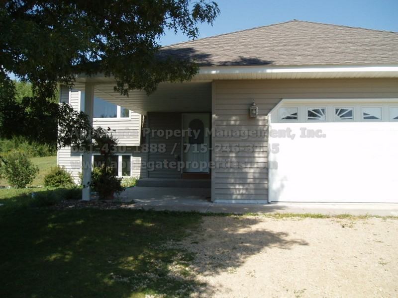 808 210th Ave - Photo 3 of 26