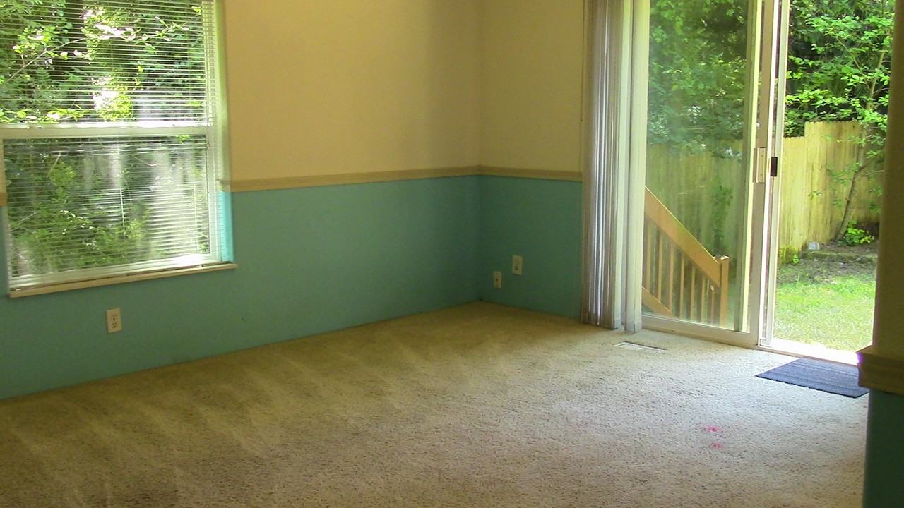 741 Indian Trail Ave - Photo 3 of 12