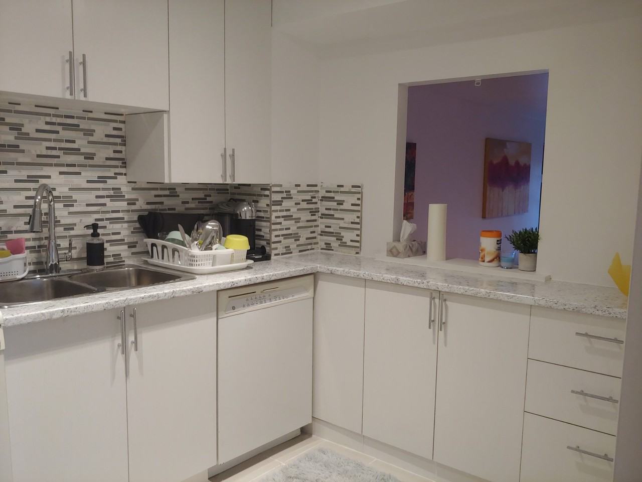 Boulevard LaSalle, Montréal, QUÉBEC H8R 2M8 2 Bedroom Apartment for