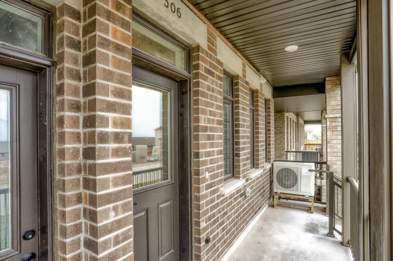 333 Gosling Gardens #306 - Photo 4 of 30