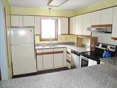 7 Eastern Shore Townhouses - Photo 3 of 18