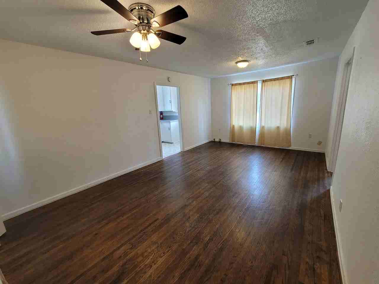 1327 S Avenue C #1 - Photo 6 of 24