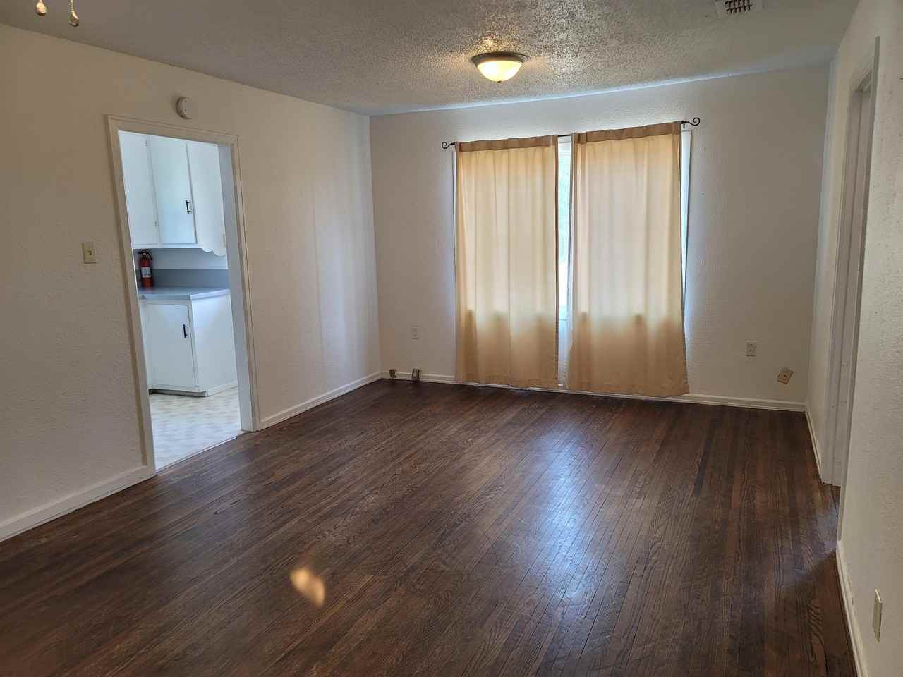 1327 S Avenue C #1 - Photo 7 of 24