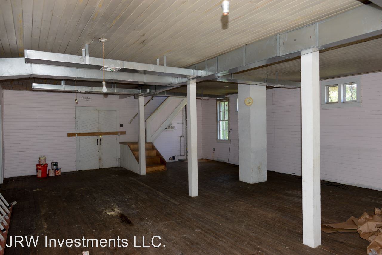 518 Highway 90 W - Photo 2 of 6