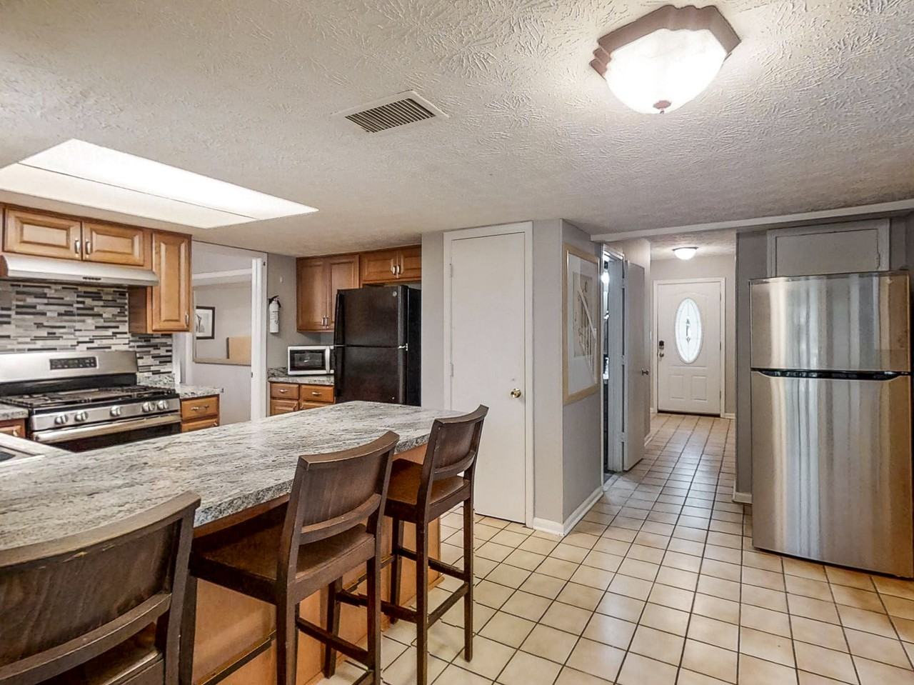 S Malton Ct - Photo 2 of 11