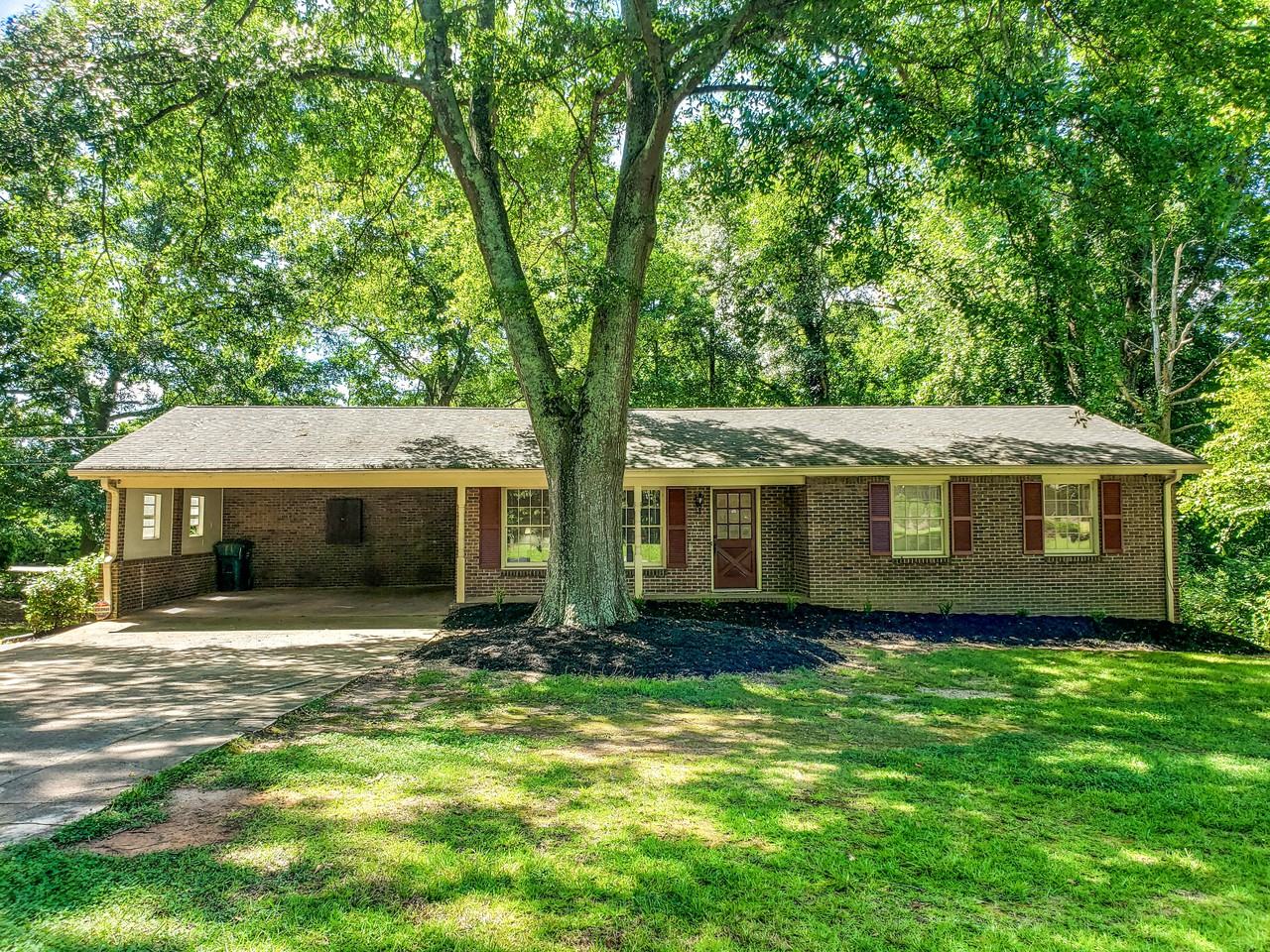 Kings Way - Photo 2 of 12