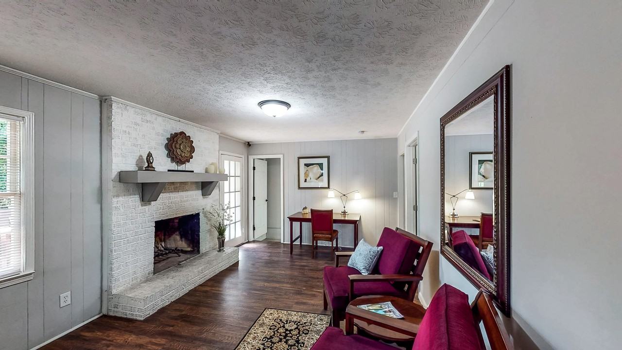 Kings Way - Photo 7 of 12