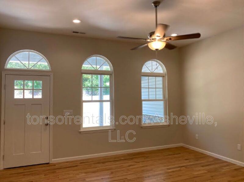 31 John Halford Ct - Photo 2 of 23