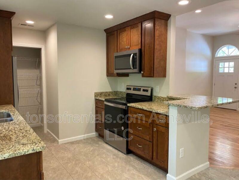 31 John Halford Ct - Photo 6 of 23