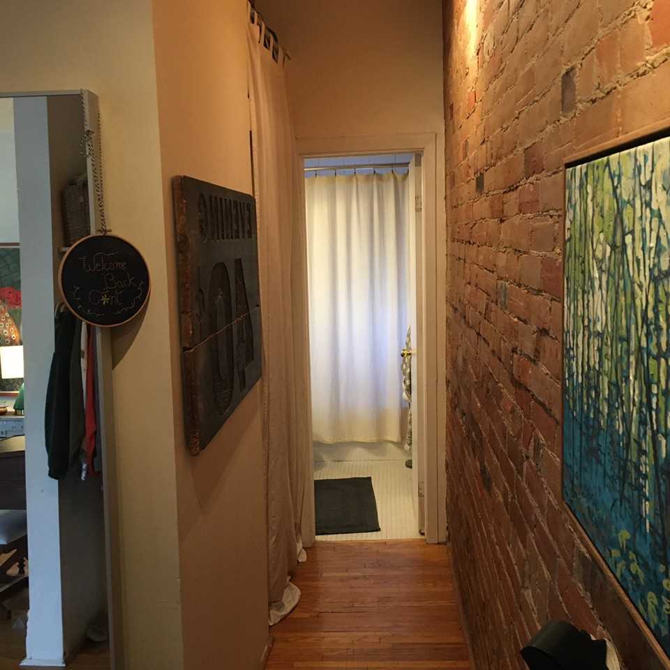 Spadina Cres - Photo 6 of 17