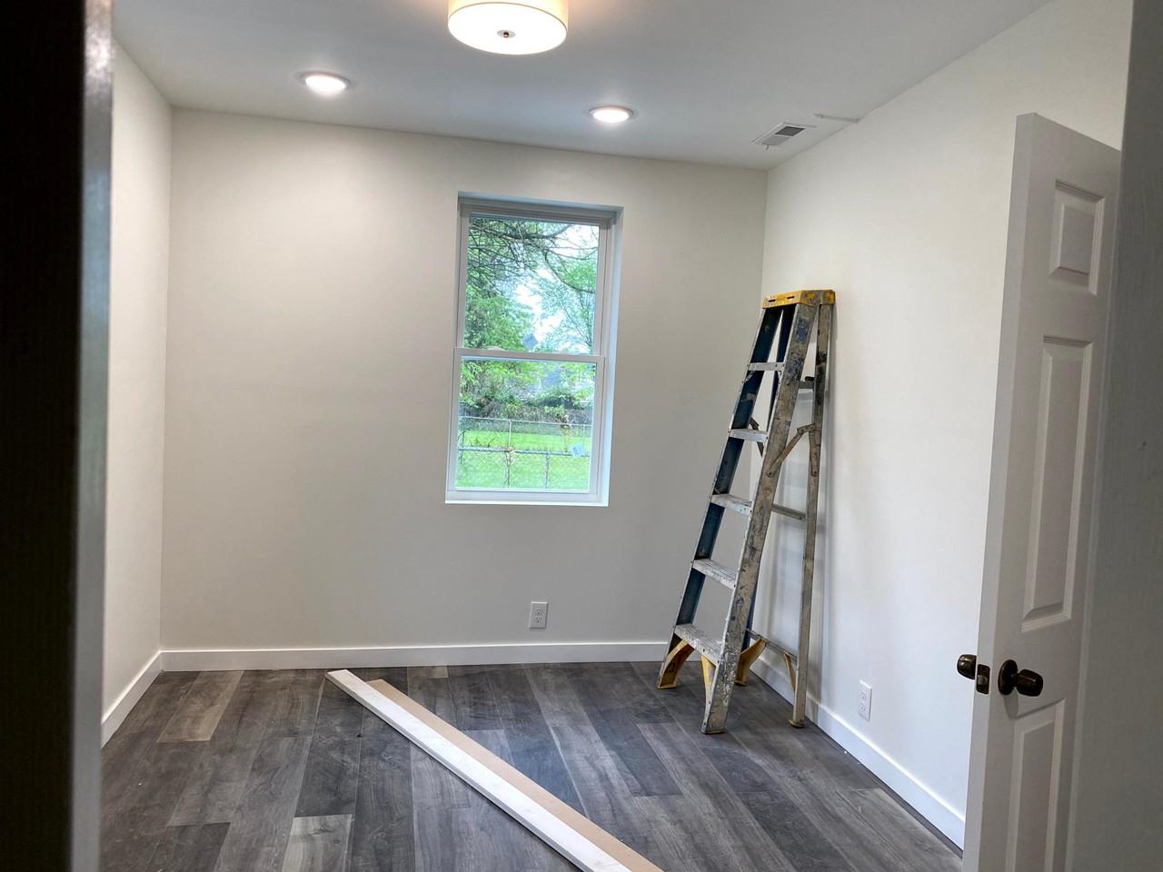 5809 Monning Pl - Photo 4 of 6