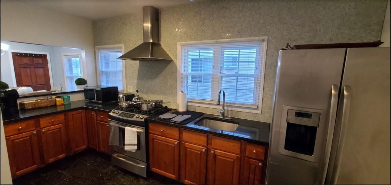 142 142 06 223rd Street #1 - Photo 3 of 12