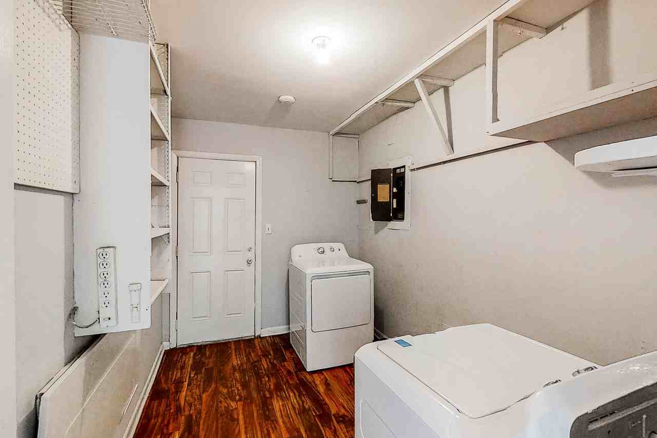 Emerald Lake Dr - Photo 7 of 10