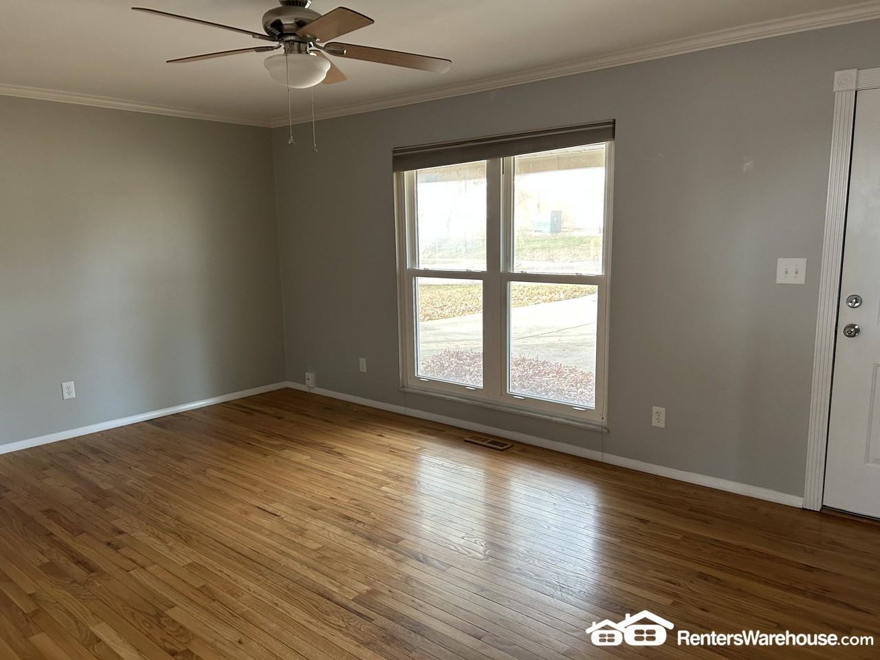 514 Saint Joseph Ln - Photo 3 of 10