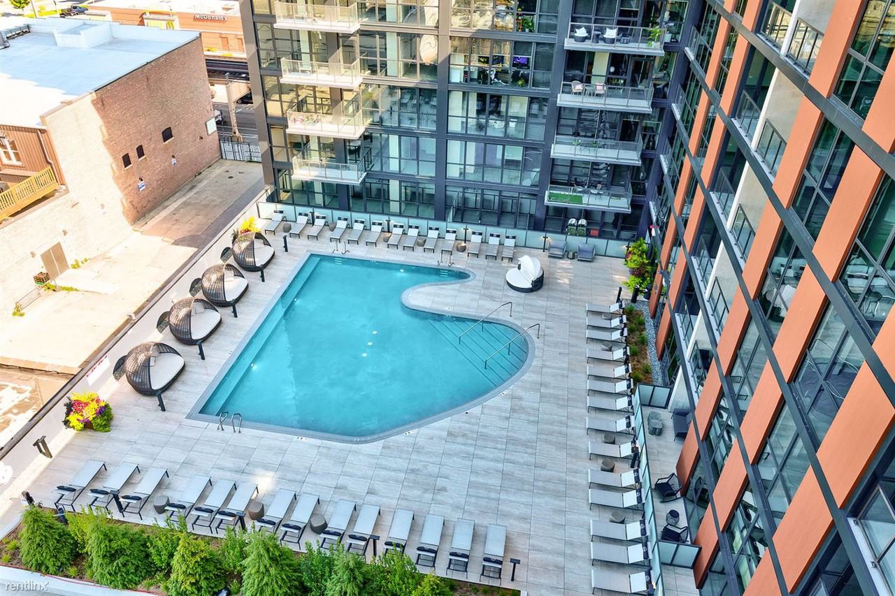 177 N Ada St - Photo 2 of 15