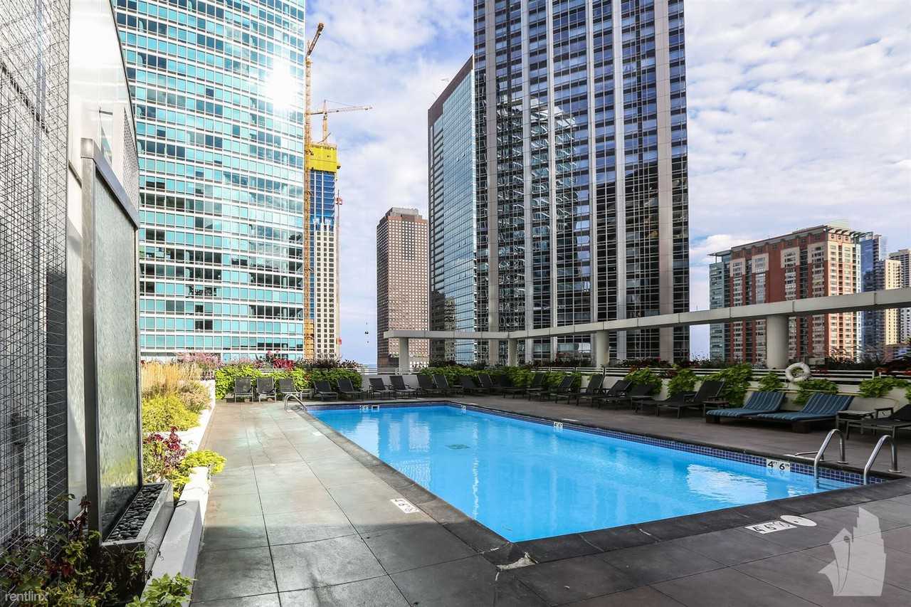 356 E Ohio St - Photo 2 of 20