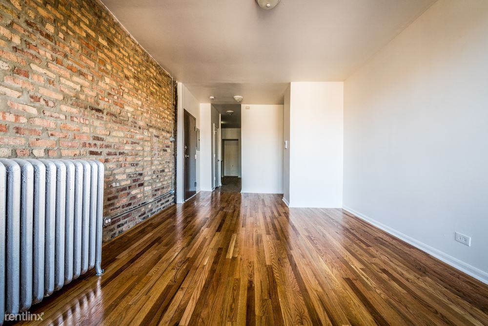 1501 E 68th St - Photo 2 of 10