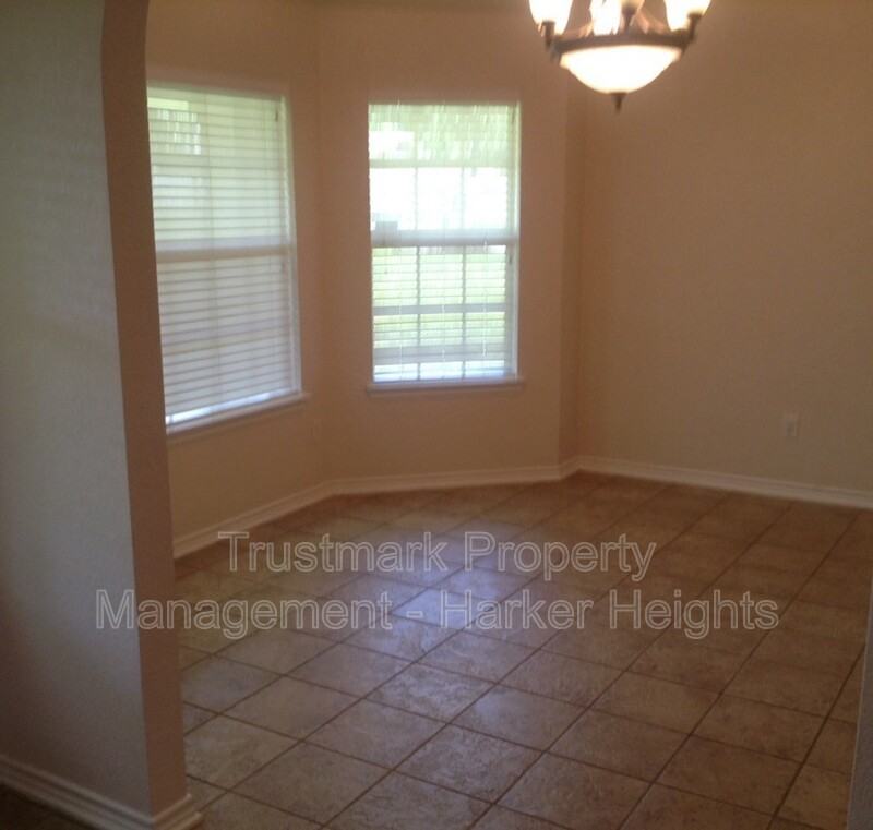 411 Winter Sun Dr - Photo 5 of 14
