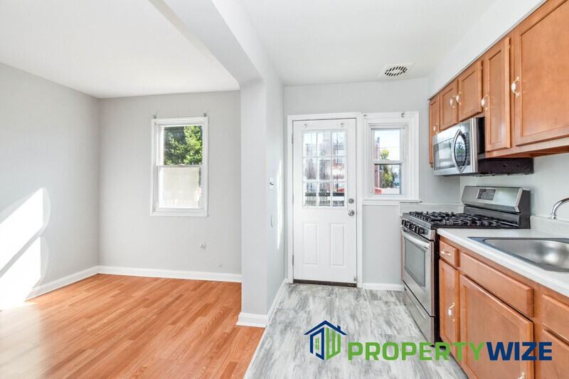 3705 Midheights Road - Photo 4 of 35