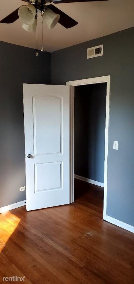 7628 S Drexel Ave - Photo 3 of 11