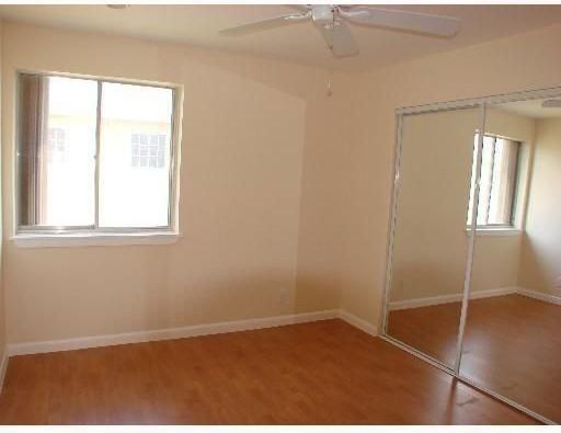 1866 Fairview Villas Dr #4 - Photo 3 of 7