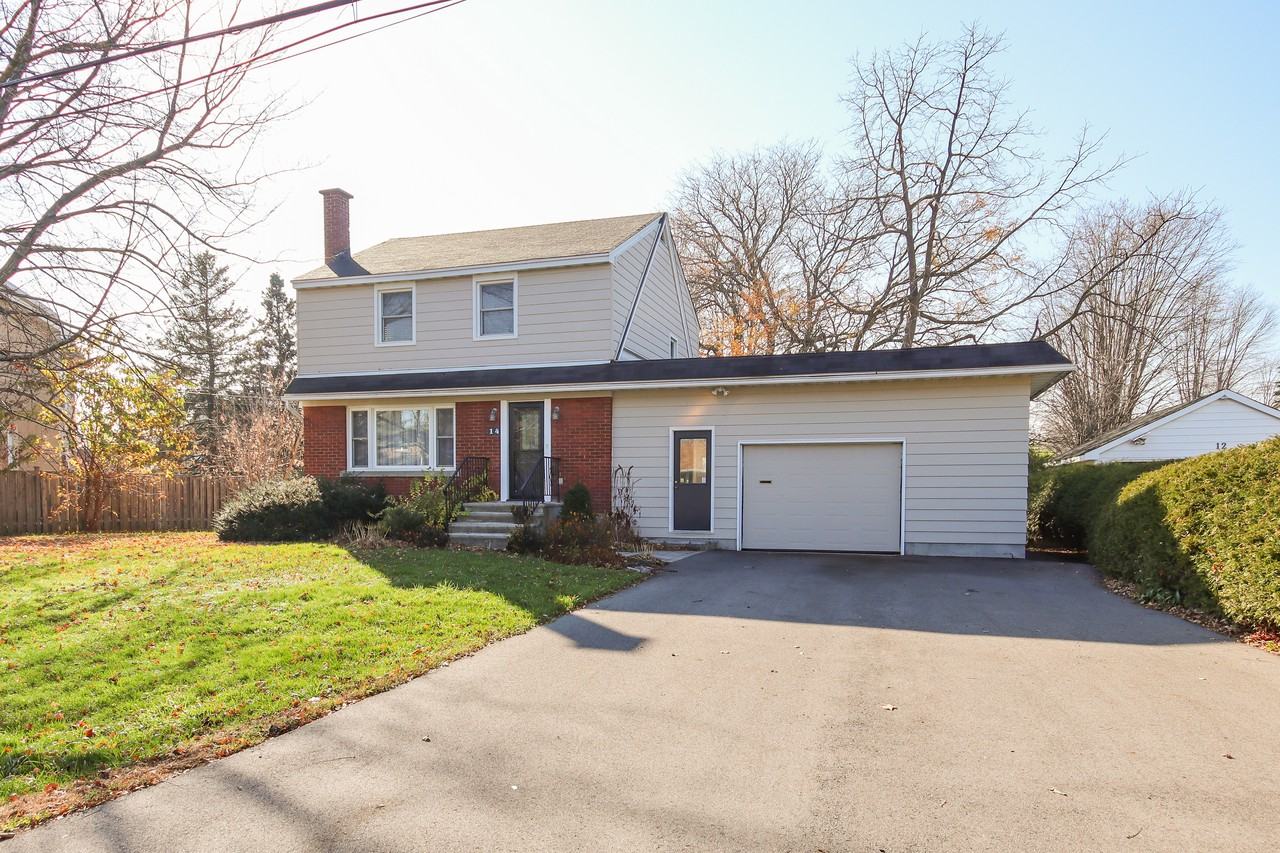 14 Goodwin Avenue, Nepean Apartments 14 Goodwin Ave, Ottawa, ON K2E