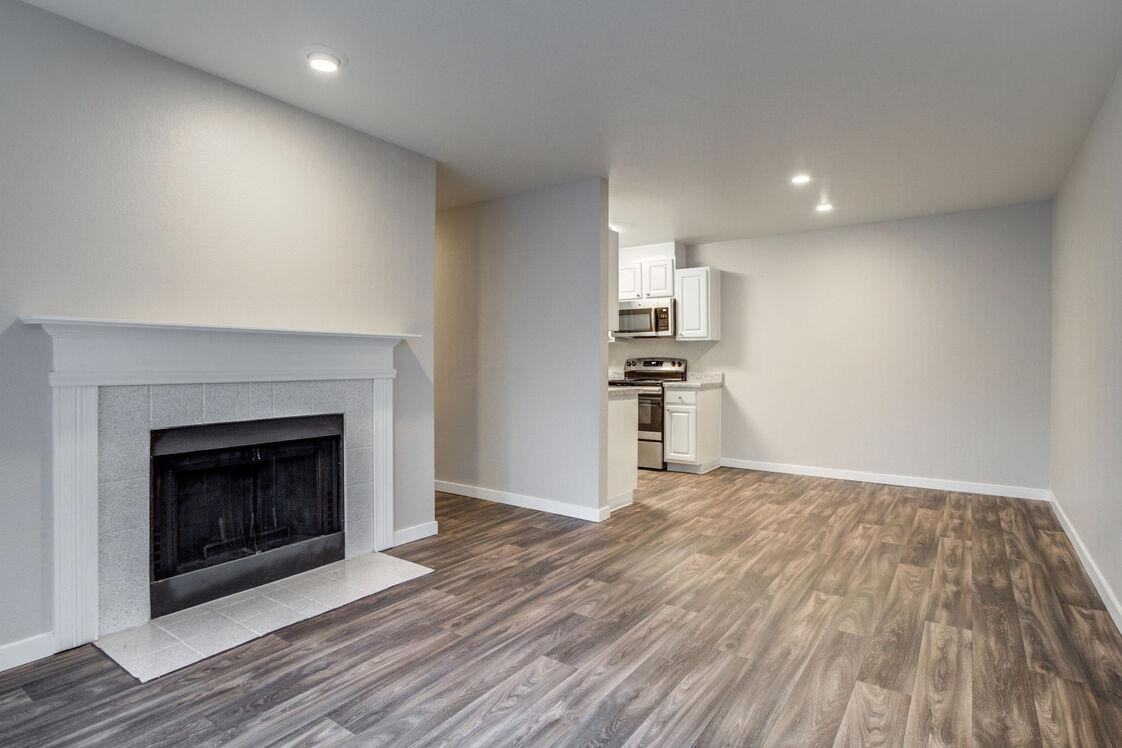 9900 12th Ave W - Photo 2 of 22