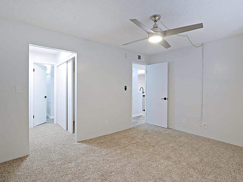 17840 N Black Canyon Hwy - Photo 5 of 27