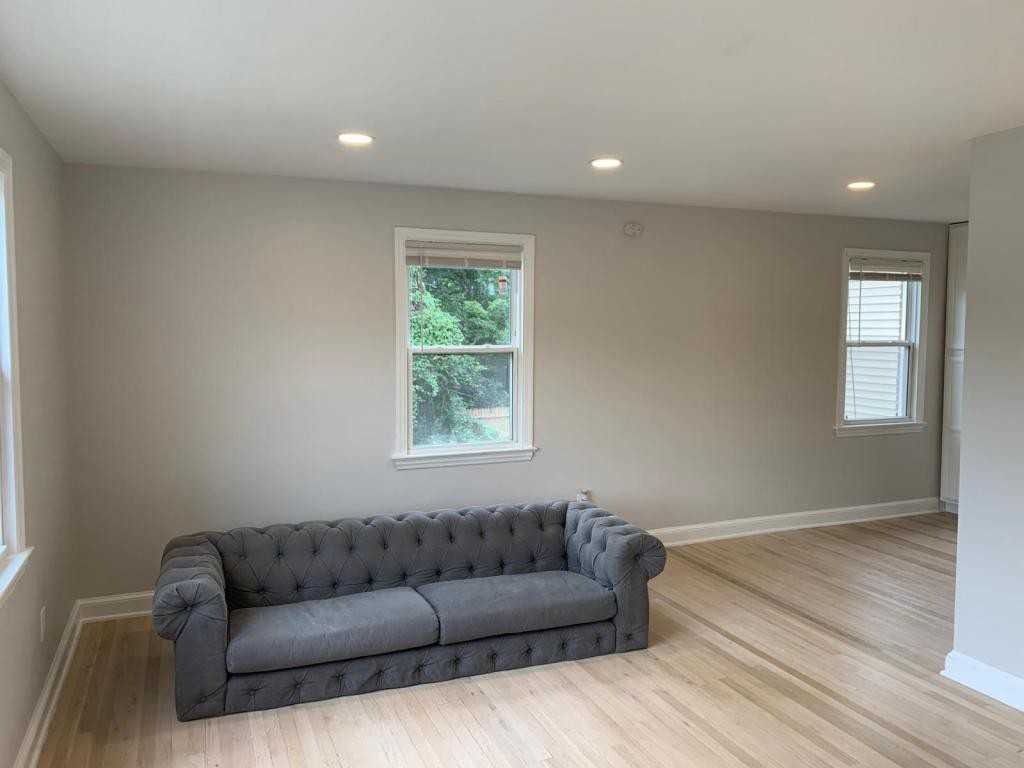 4523 Gault Pl Ne Apt 2 - Photo 5 of 18