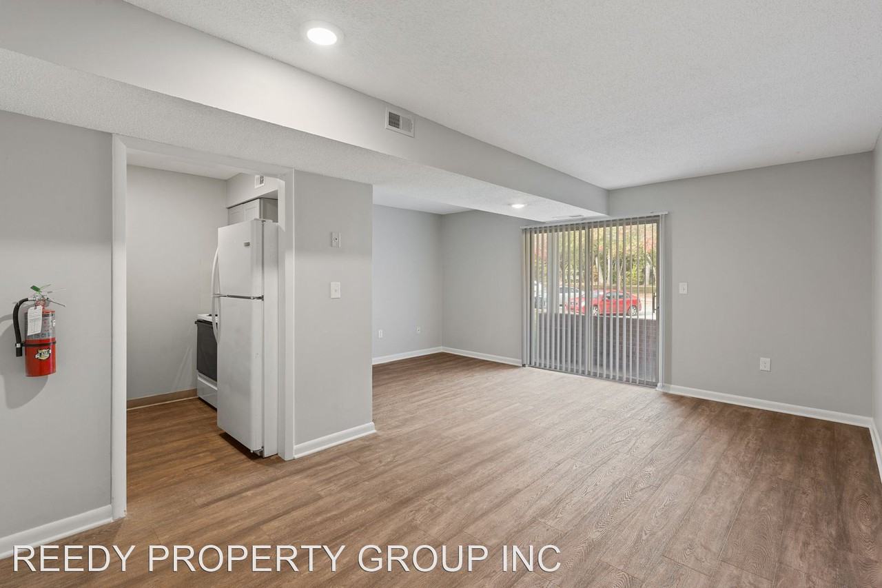 500 Fairview Street - D4 - Photo 2 of 10