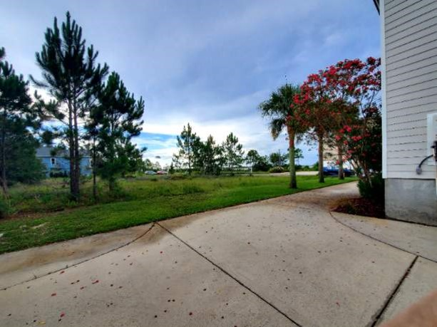 229 Tecumseh Ln - Photo 4 of 31