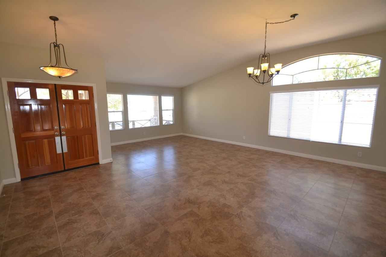 7022 W Ave G - Photo 2 of 9