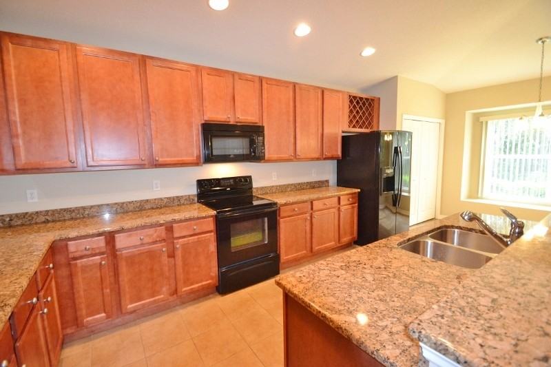 6609 Bluff Meadow Ct - Photo 2 of 4