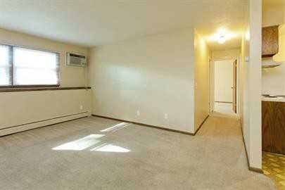 2174 Green Ave - Photo 2 of 17