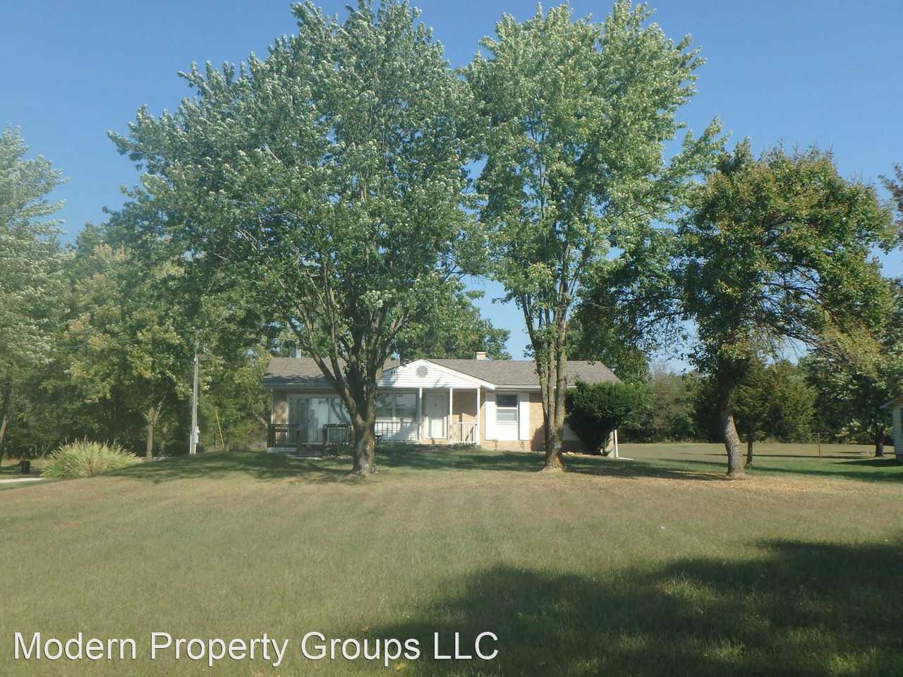 1559 State St - Photo 2 of 38