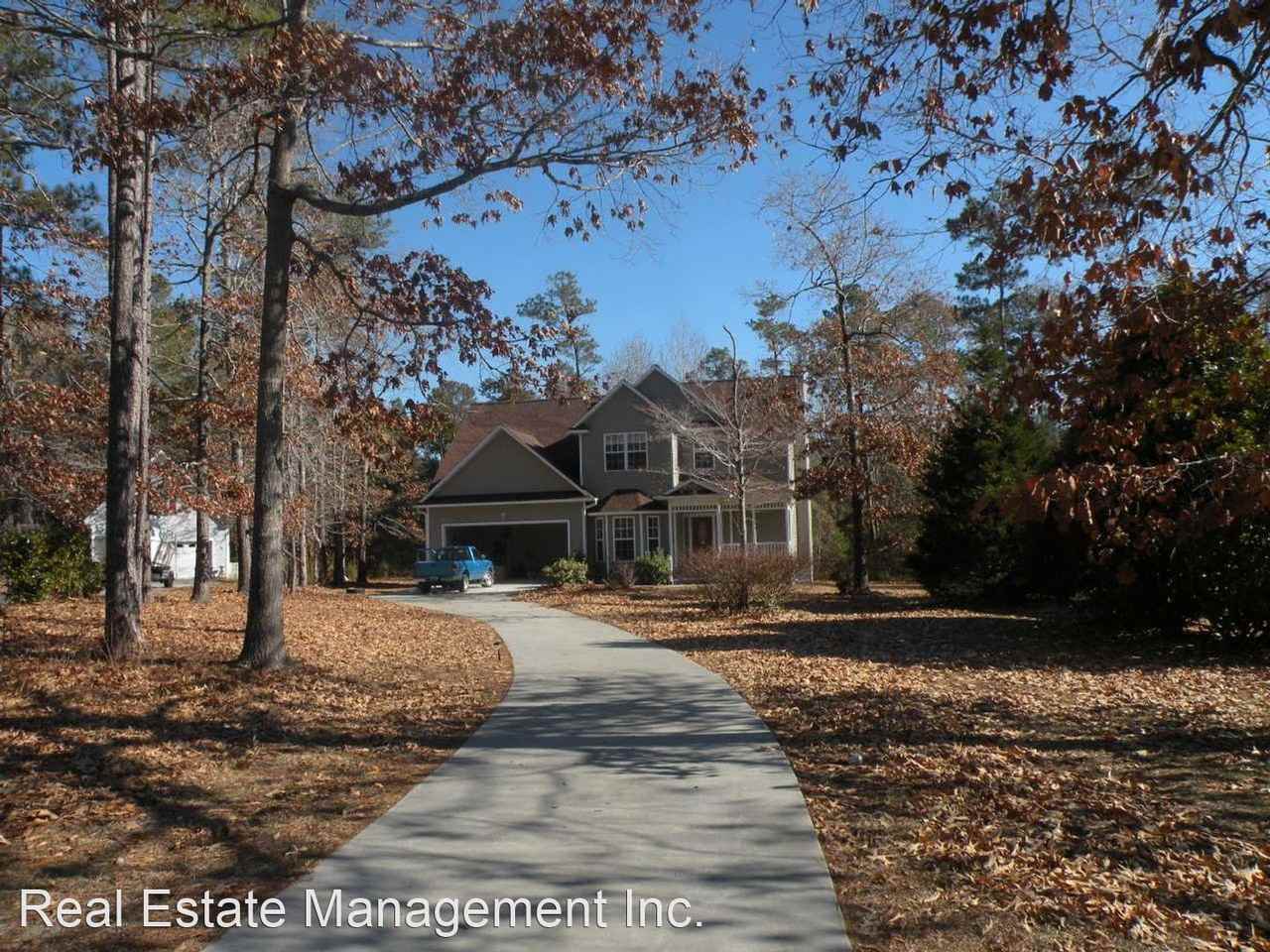 111 Seahorse Dr - Photo 2 of 47