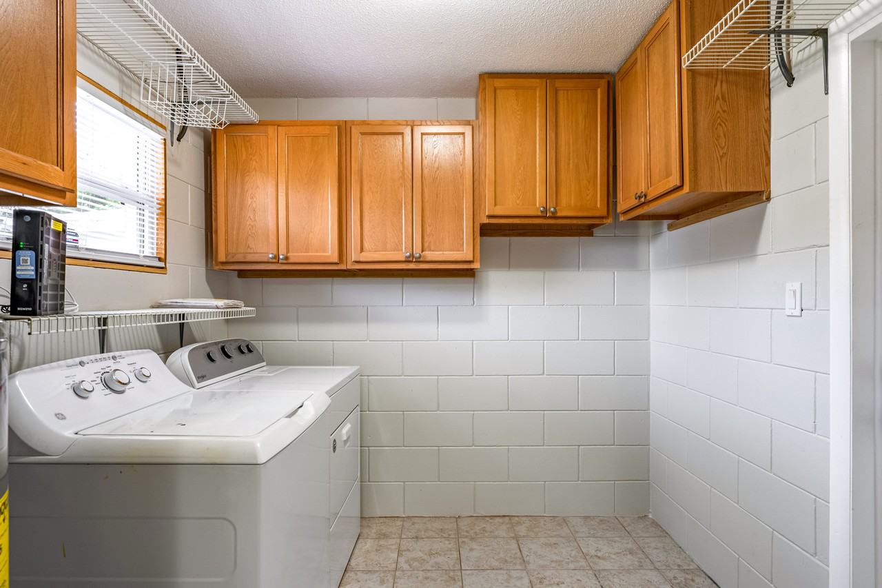 Sextant Ct - Photo 4 of 12