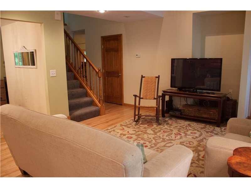 108 Pheasant Run Dr - Photo 3 of 25