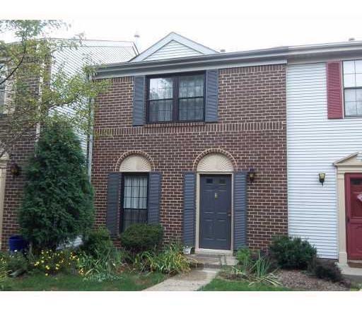 178 Chippenham Ct - Photo 2 of 10