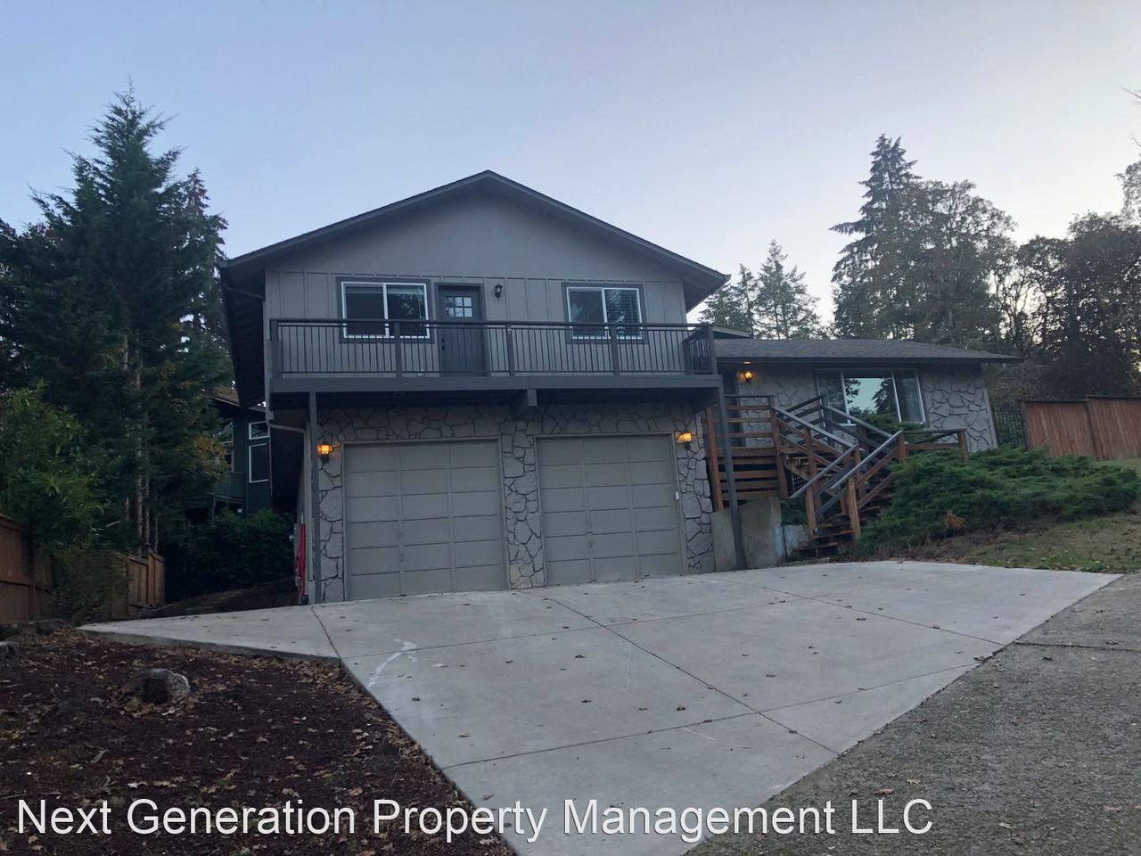 1690 Ardendale Ln - Photo 2 of 33