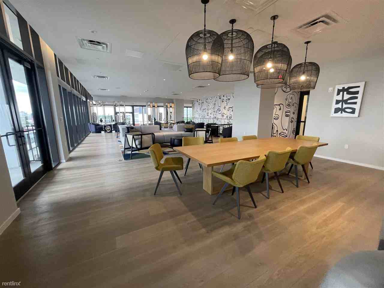 143 NW 23rd St - Photo 2 of 12