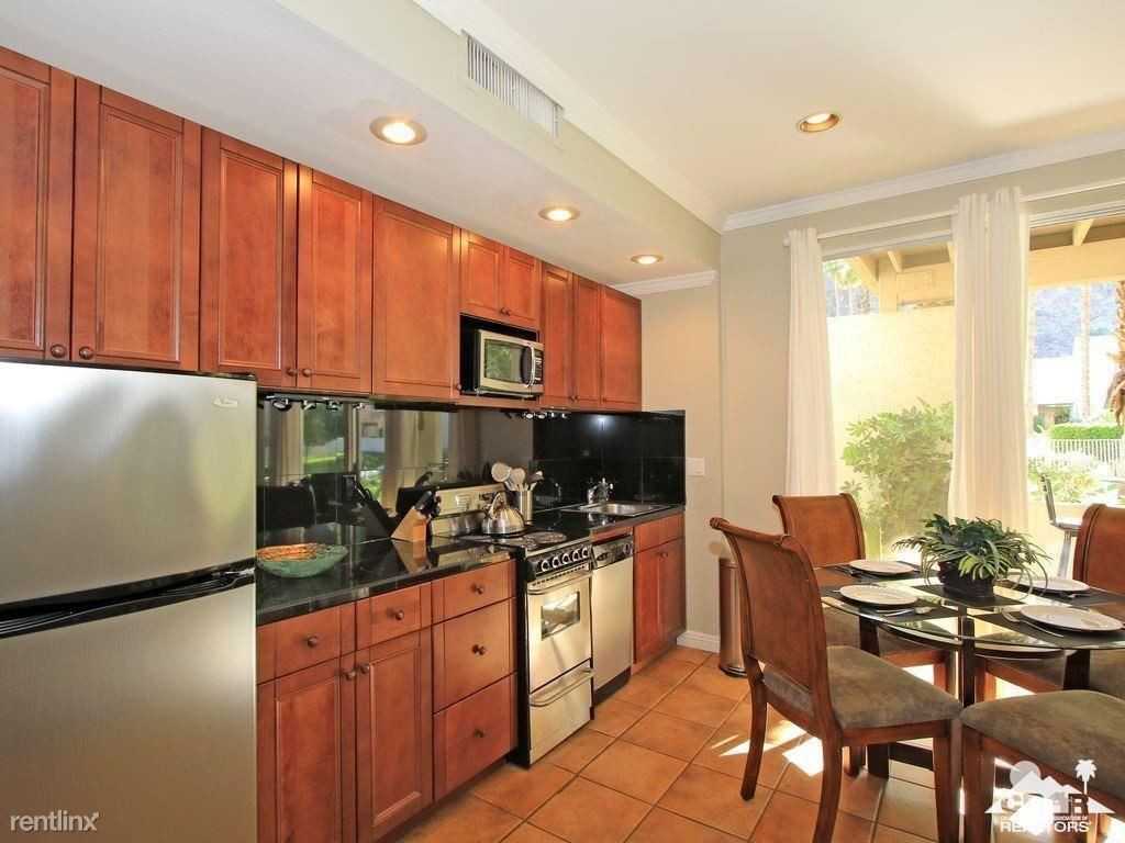 78155 Cabrillo Ln #39 - Photo 2 of 10