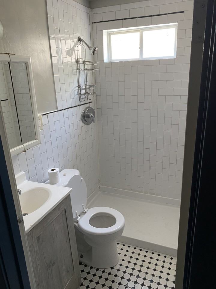 1625 W Sunset Ave - Photo 2 of 8