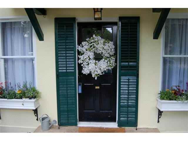 903 S Elm St - Photo 2 of 10