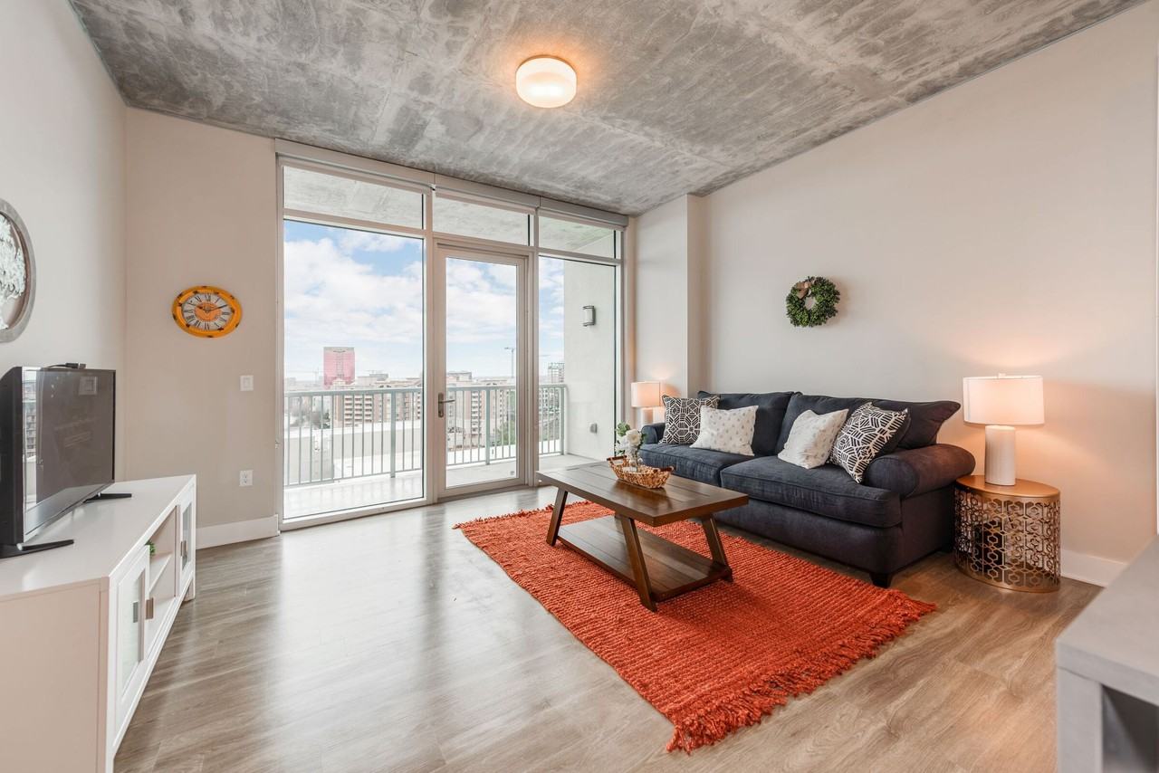 225 S Poplar St Apartments in Third Ward, Charlotte, NC 28202 Zumper