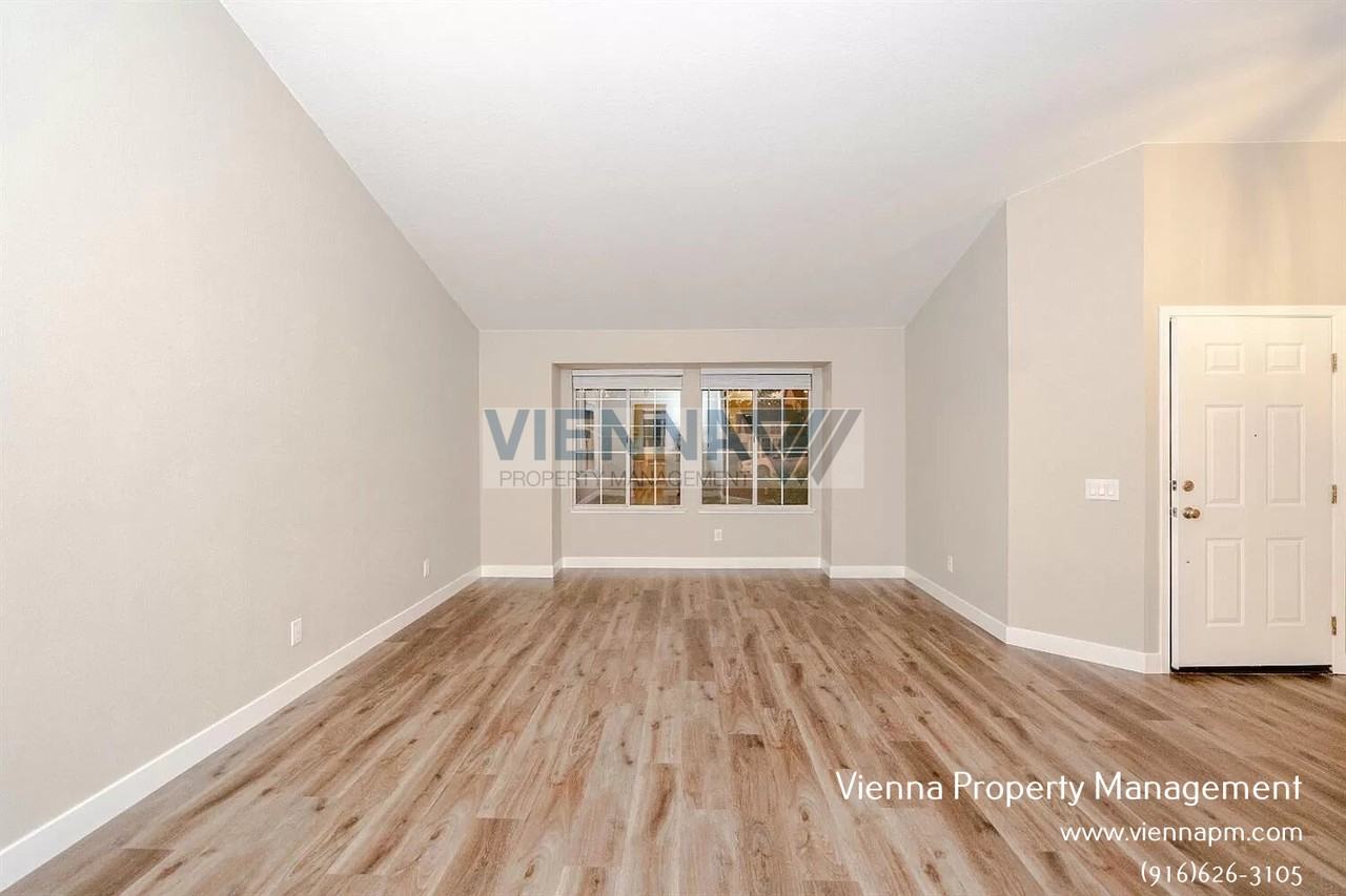 5749 Terrace Dr - Photo 2 of 9