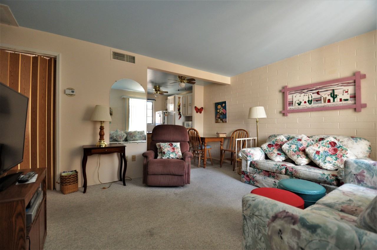 177 S Paseo Pena #D - Photo 2 of 8