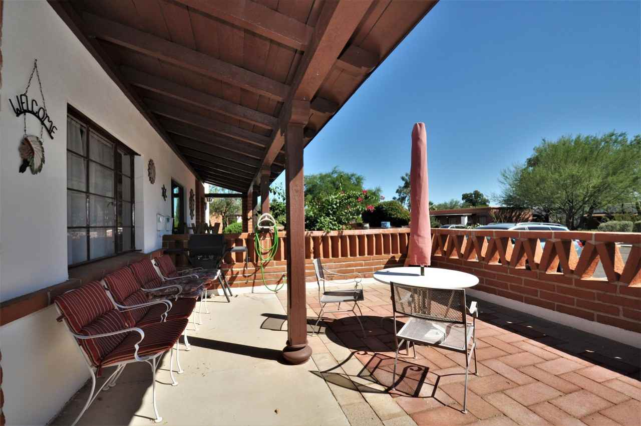 174 S Paseo Tierra #C - Photo 2 of 17