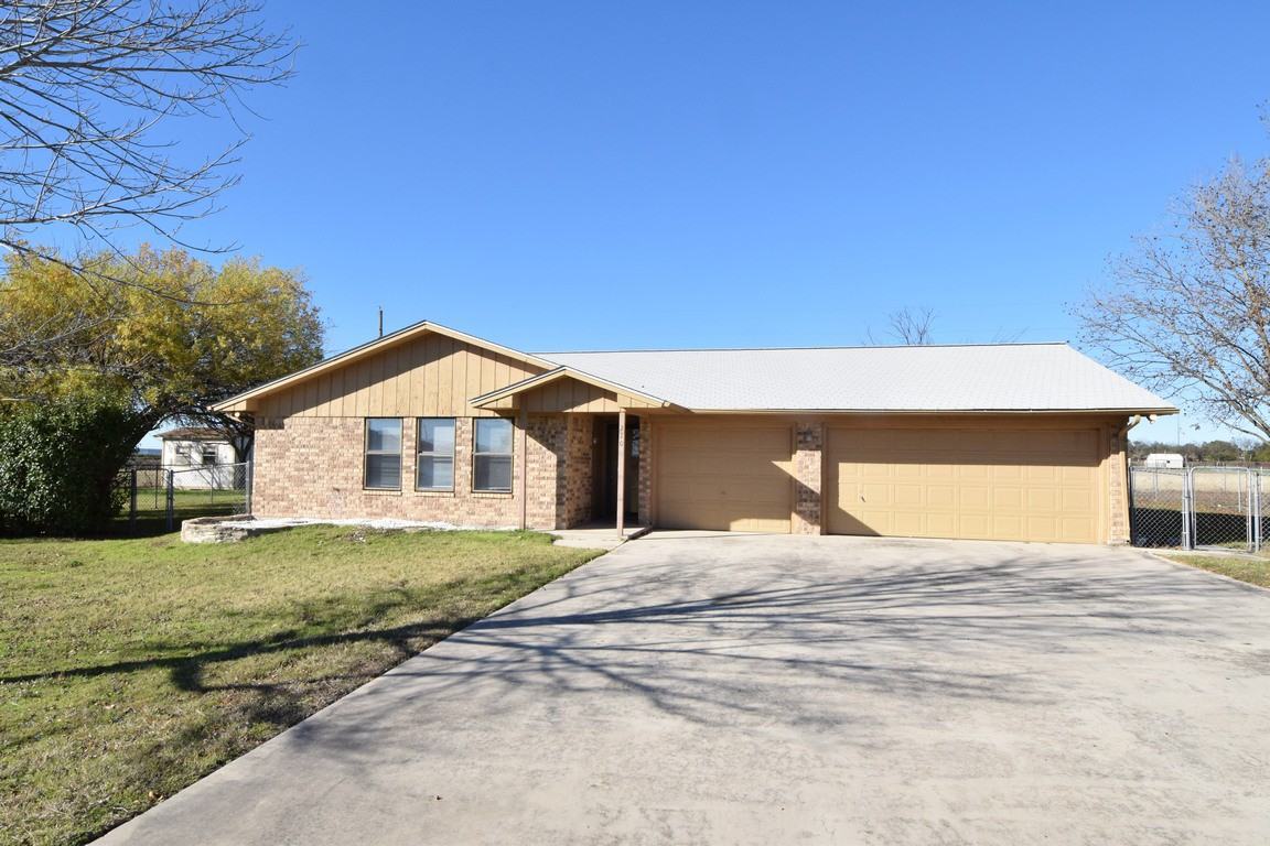 210 Brandy Loop - Photo 2 of 21