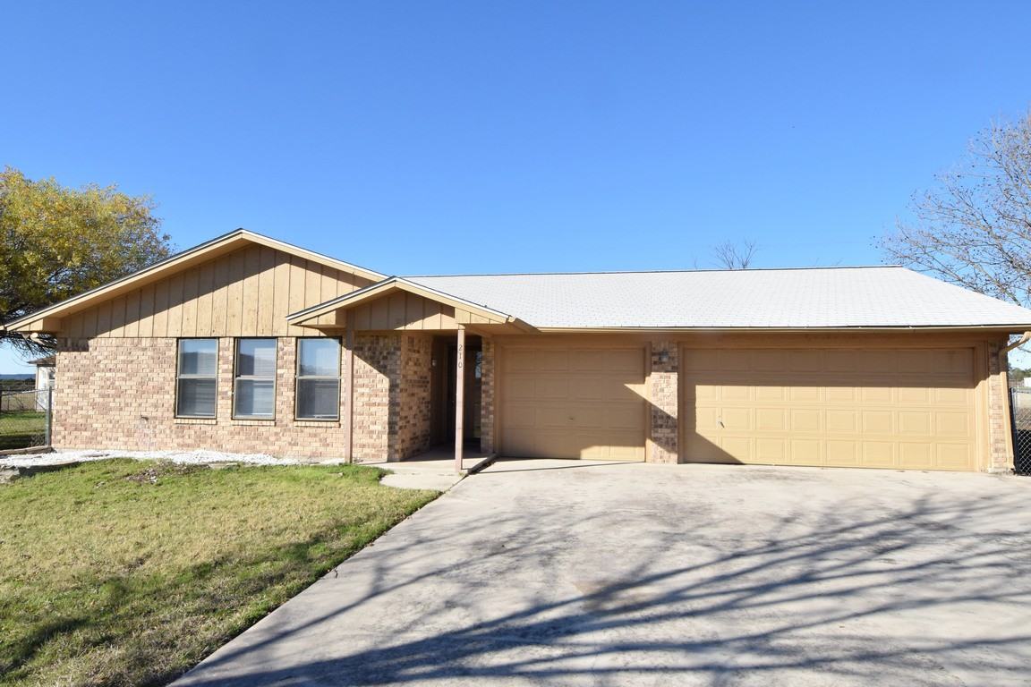 210 Brandy Loop - Photo 3 of 21